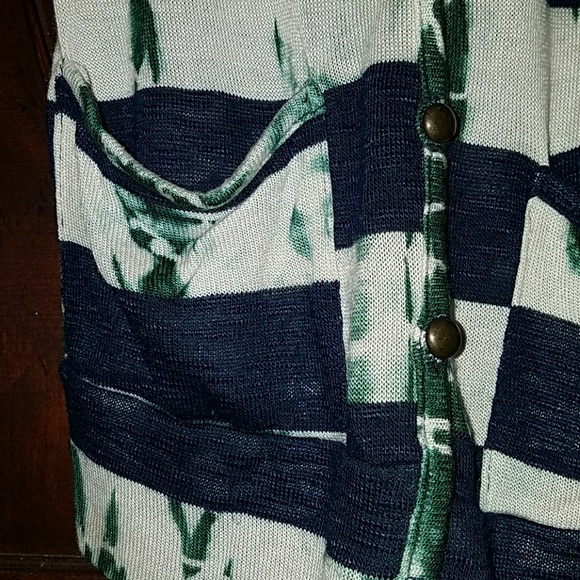 Daytrip by Buckle Vest Tank Ocean Cream Navy Top - Picture 4 of 6